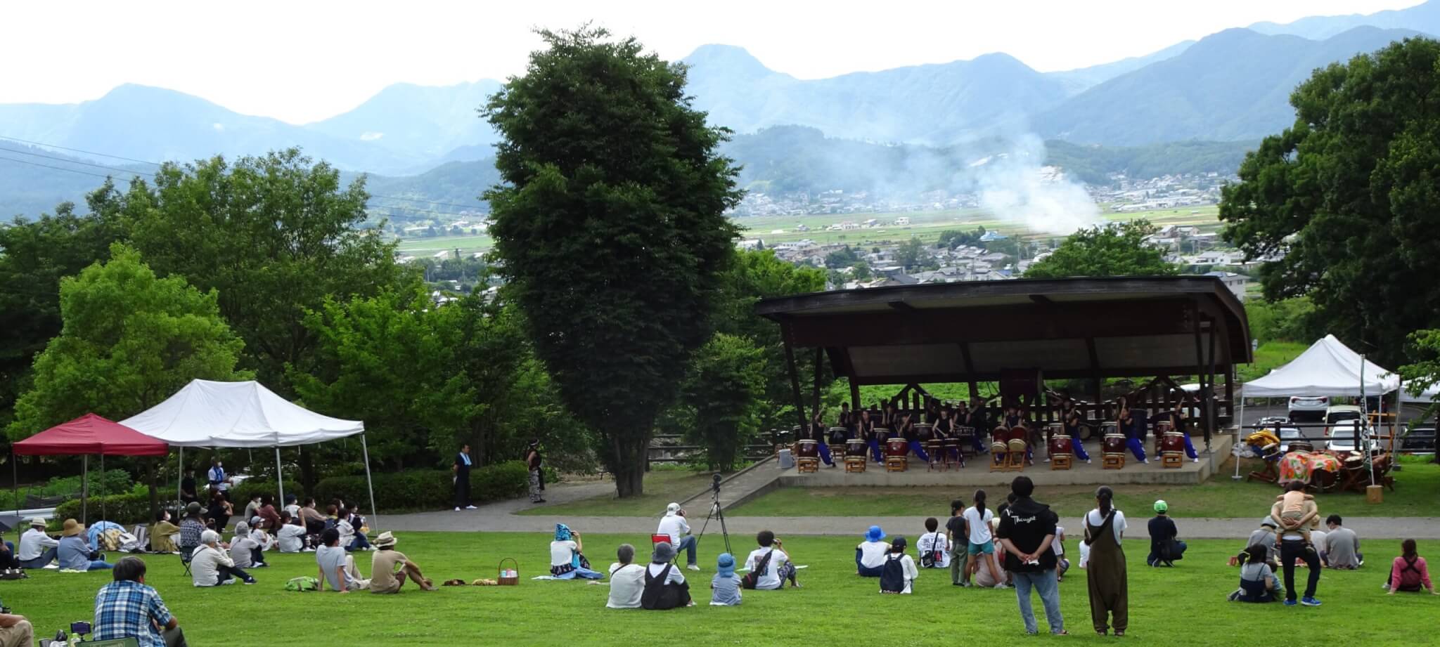 活動歴および当時の関連ビジュアル記録